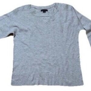American Eagle Sweater Womens‎ Medium Gray Crew Neck Long Sleeve Knit Pullover